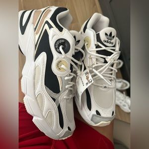 Adidas Astir Sneakers   Women  size 8.5. New with Tags!